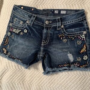 Miss Me Women's Embroidered Shorts